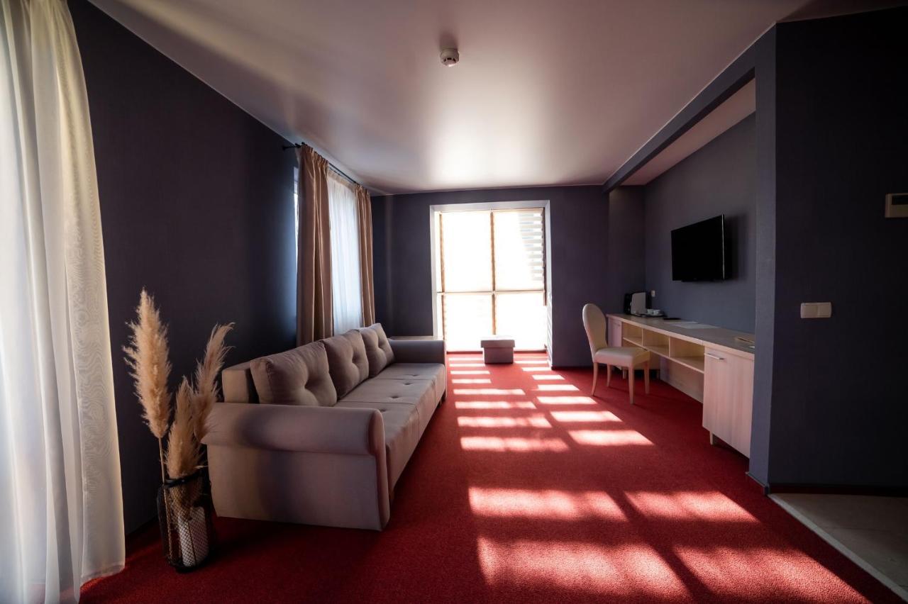 Sribni Leleky Hotel & Spa Lutsʼk Esterno foto